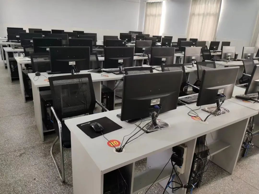 计算机室